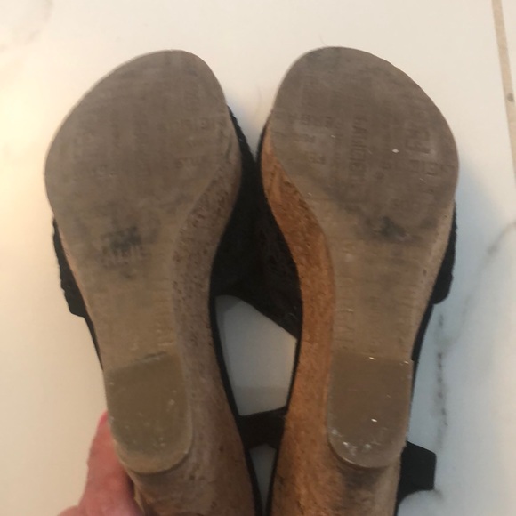 Black crochet wedges - Picture 3 of 6